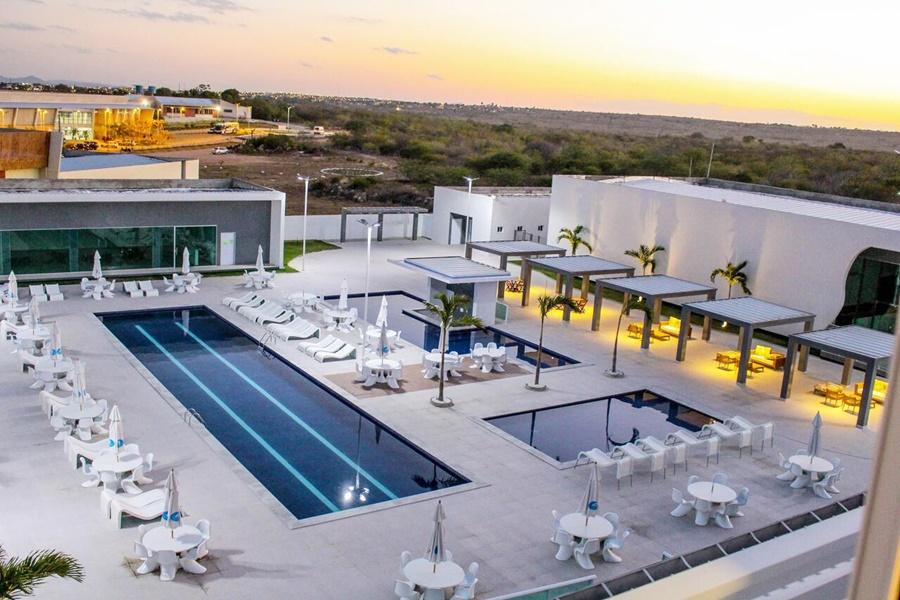 Hotel Bristol Aline Delmiro Gouveia Exterior foto